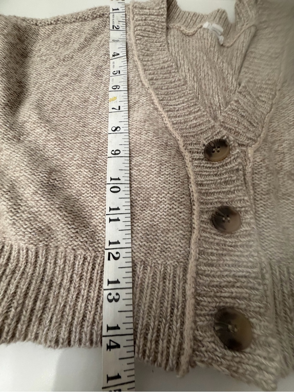Garage Taupe Cropped V-Neck Button Front Cardigan Long Sleeve Size Small - Picture 12 of 13
